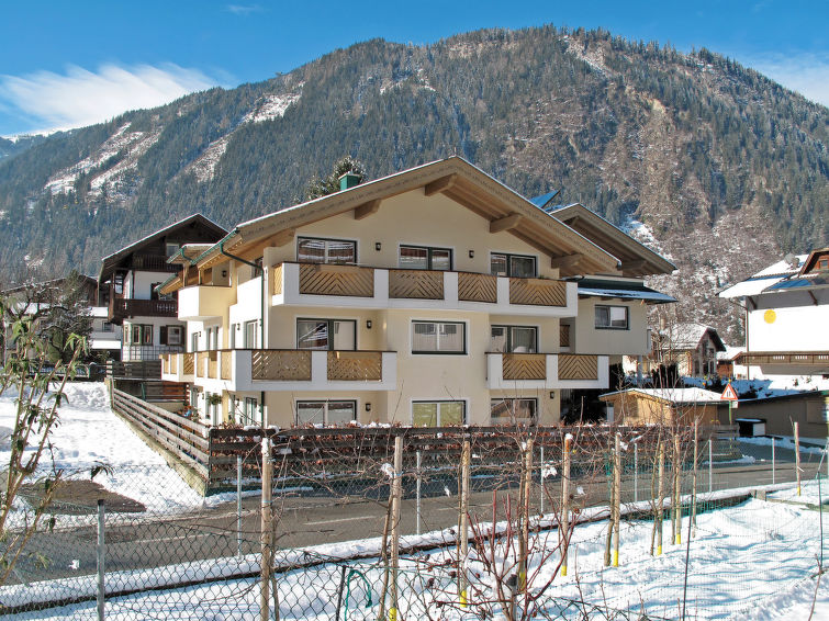 Foto van exterieur van Appartement Mayrhofenin de winter