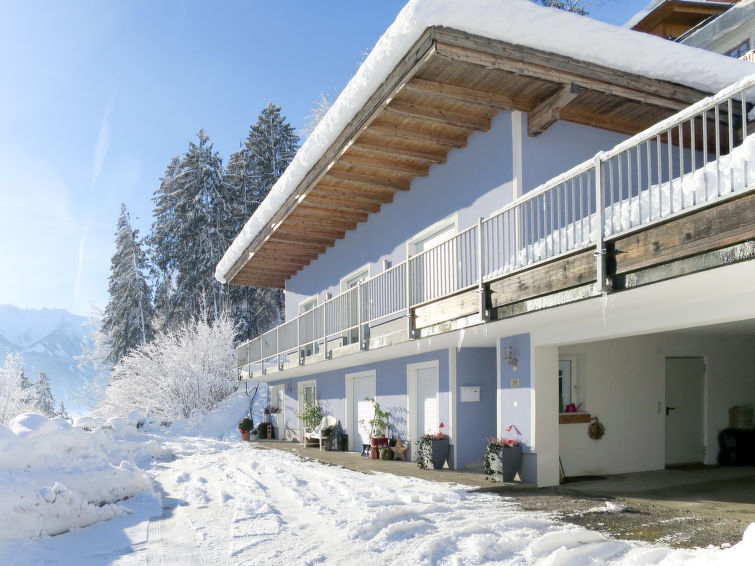 Foto van exterieur van Appartement Mayrhofenin de winter