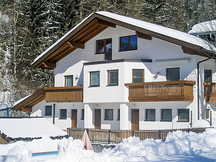 Foto van exterieur van Appartement Nassereithin de winter