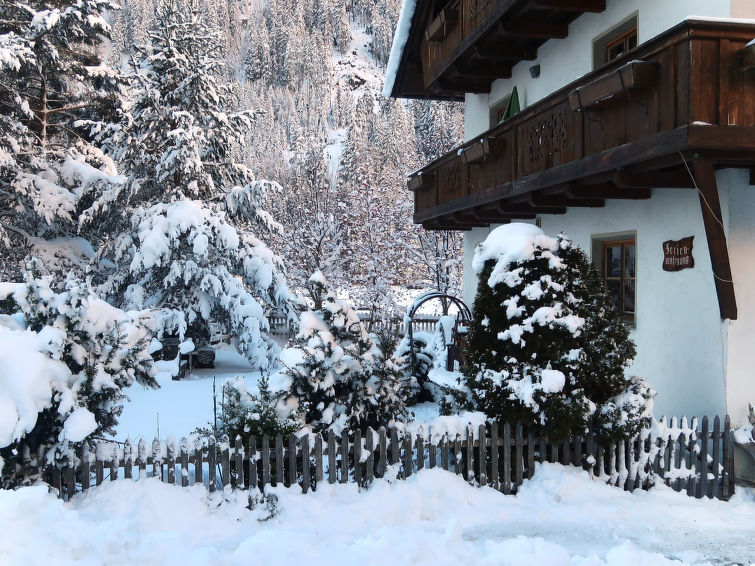 Foto van exterieur van Appartement Feichten im Kaunertalin de winter