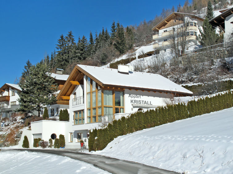 Foto van exterieur van Appartement Prutz/Kaunertalin de winter