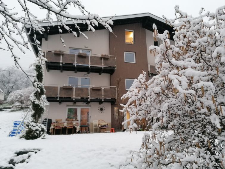 Foto van exterieur van Appartement Piansin de winter