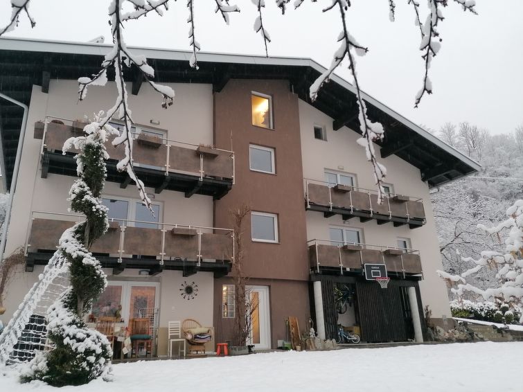 Foto van exterieur van Appartement Piansin de winter