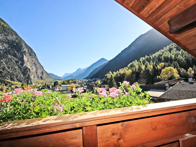 Foto van exterieur van Vakantiehuis Umhausen