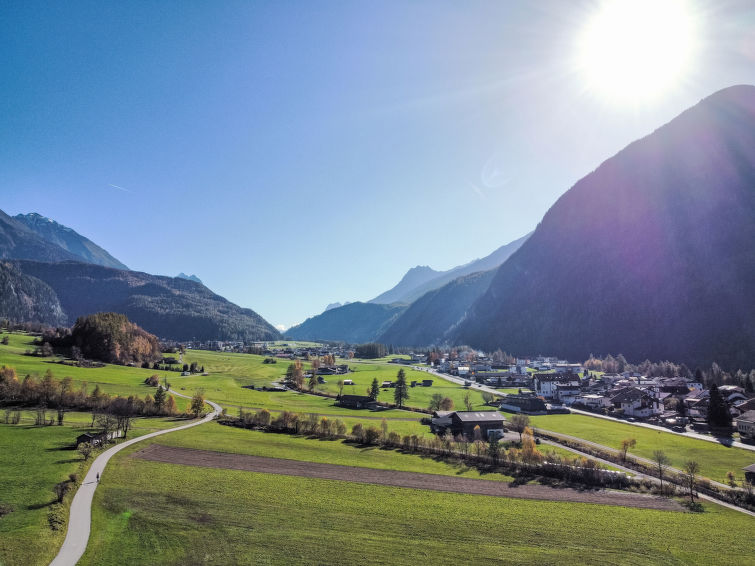 Foto van omgeving van Vakantiehuis Umhausen