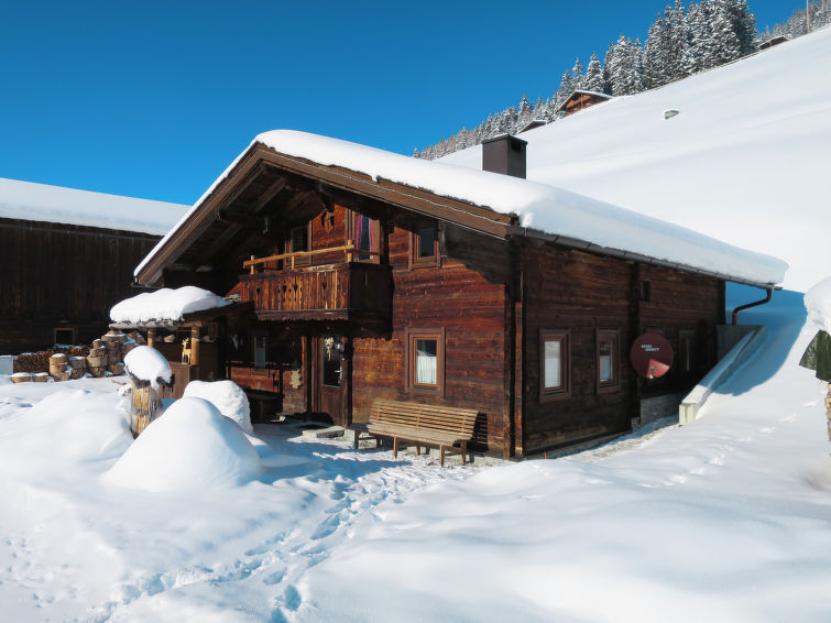 Foto van exterieur van Vakantiehuis Mayrhofenin de winter