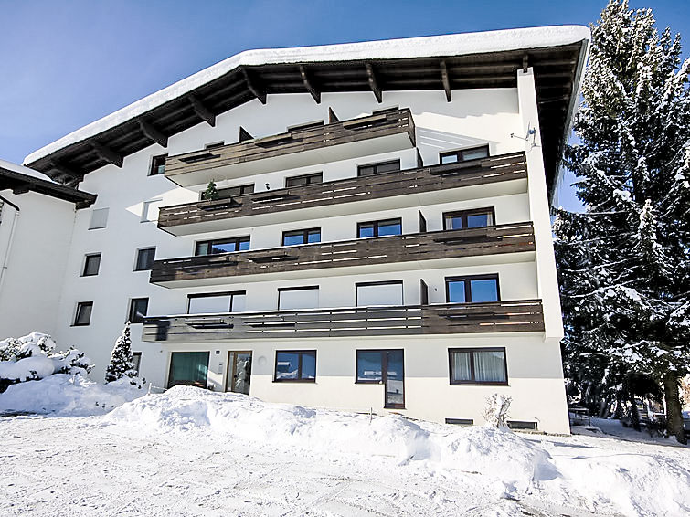Foto van exterieur van Appartement Brixen im Thalein de winter