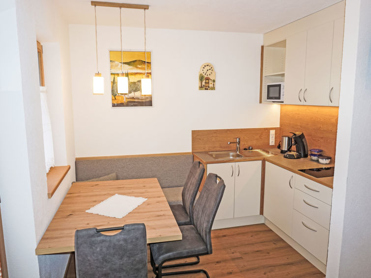 Foto van wonen van Vakantiehuis Wenns Foto van wonen van Vakantiehuis Wenns