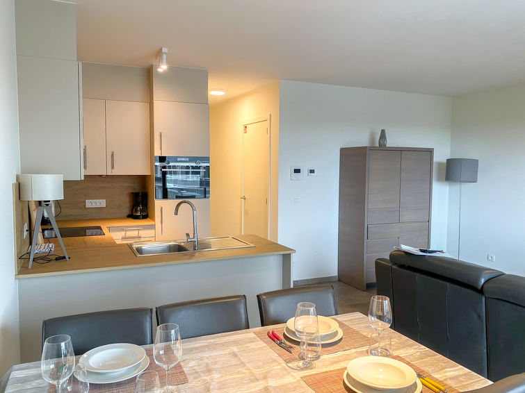 Comfortabel Appartement Residentie Zo in Bredene Aan Zee | Out! Vakantiehuizen