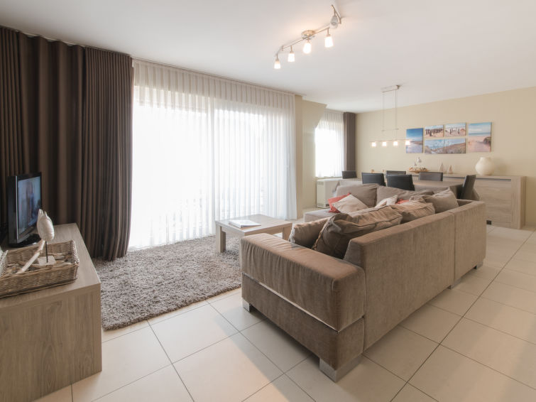 Modern en Comfortabel Appartement in het Hart van Bredene - ... | Out! Vakantiehuizen