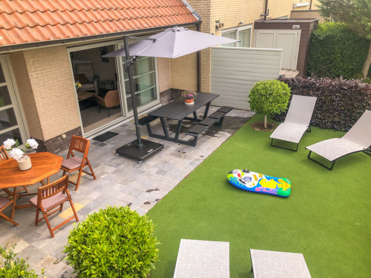 Foto van exterieur van Vakantiehuis De Haan