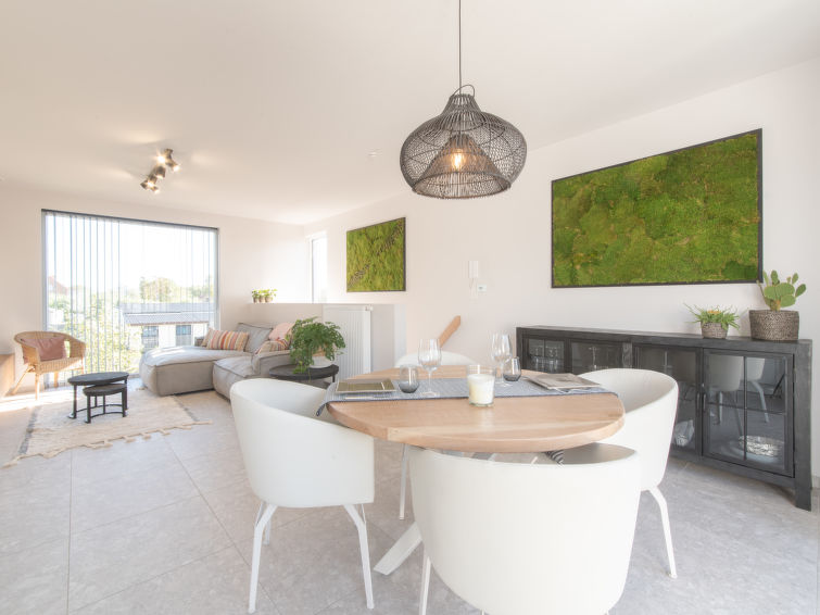 Vakantiehuis Green in Bredene: Comfort en Rust aan de Belgis... | Out! Vakantiehuizen