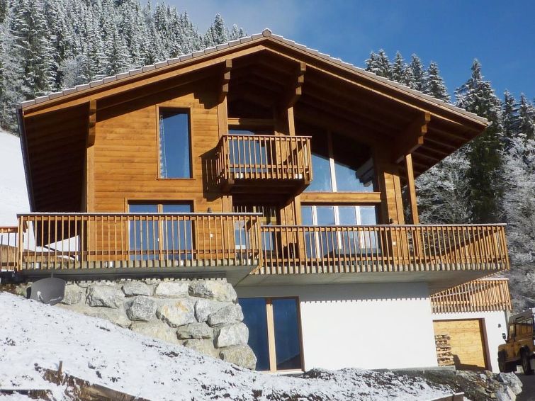 Ruim Chalet Nubes in Zweisimmen: Uw Ideale Vakantiehuis in h... | Out! Vakantiehuizen