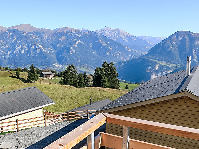 Foto van exterieur van Vakantiehuis Urmein