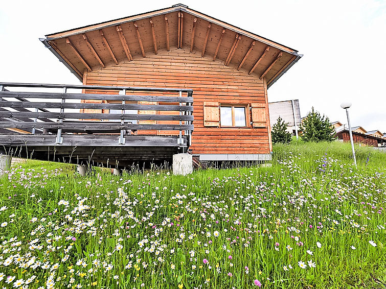 Foto van exterieur van Vakantiehuis Urmein