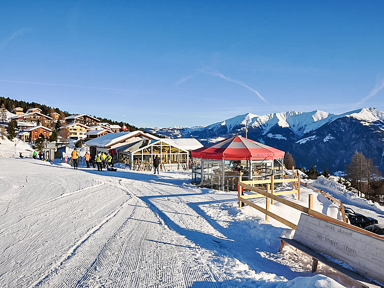 Foto van exterieur van Vakantiehuis Urmeinin de winter