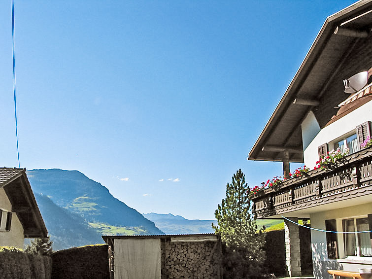 Foto van exterieur van Appartement Alvaschein GR