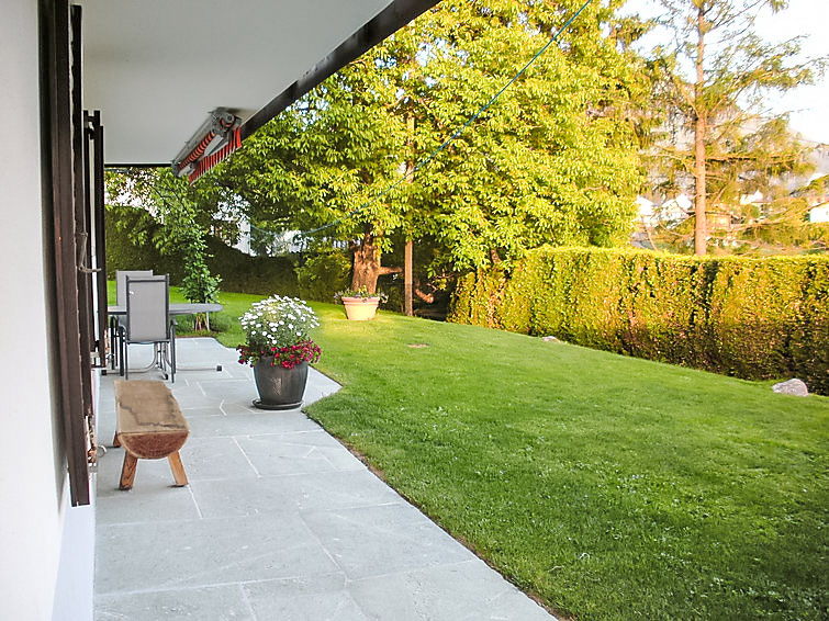 Foto van exterieur van Appartement Alvaschein GR