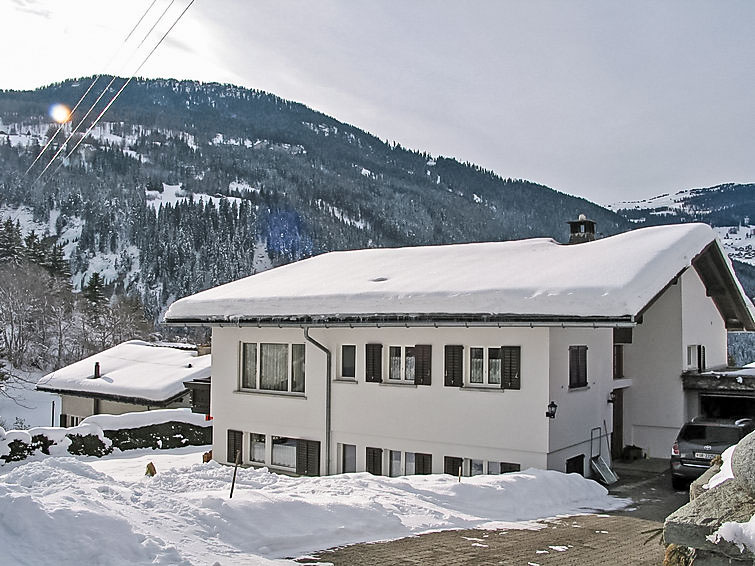 Foto van exterieur van Appartement Alvaschein GRin de winter