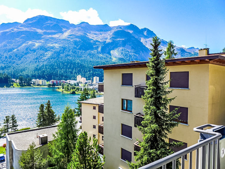 Foto van exterieur van Vakantiehuis St. Moritz