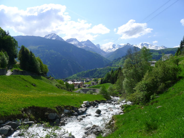Foto van exterieur van Appartement Disentis