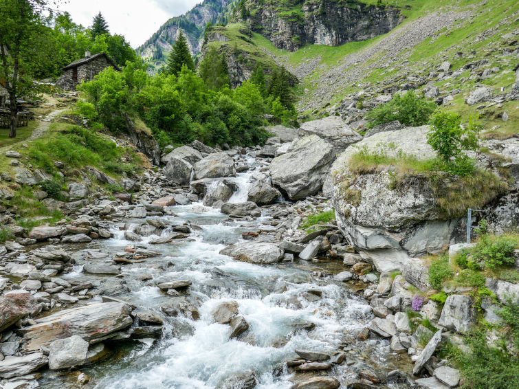 Foto van exterieur van Vakantiehuis Malvaglia