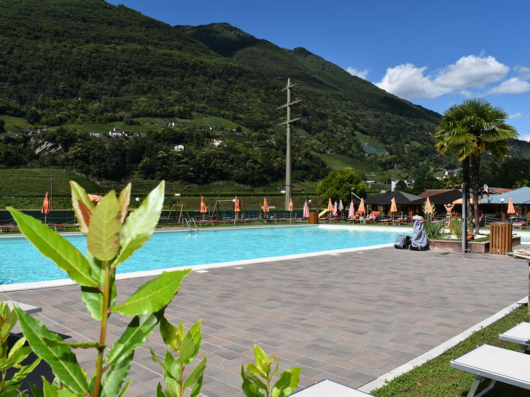 Ontdek de Comfort en Rust van Bungalow Isola Premium | Out! Vakantiehuizen