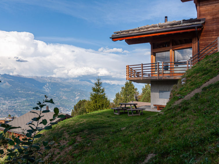 Foto van exterieur van Vakantiehuis Nendaz