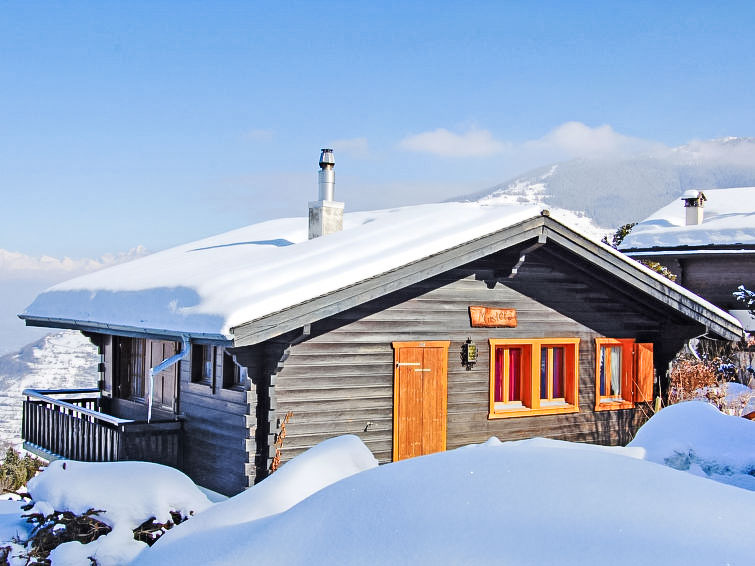 Ontdek Chalet Mustela: Uw Droomverblijf in Nendaz | Out! Vakantiehuizen