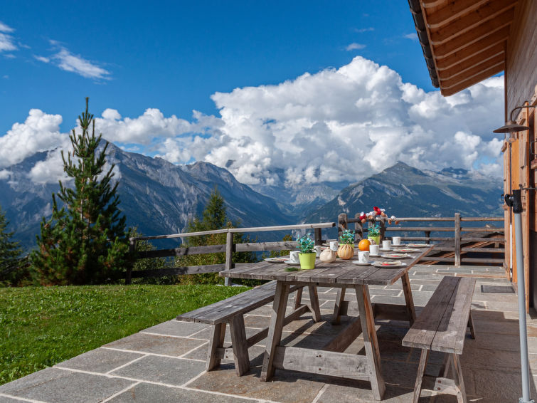Foto van exterieur van Vakantiehuis Nendaz