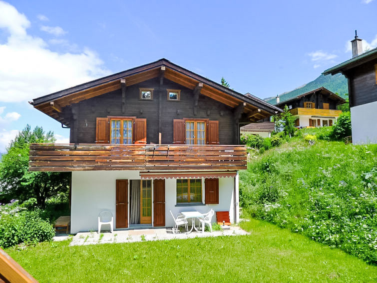 Gezellig Chalet Allegra in St. Niklaus, Valais | Out! Vakantiehuizen