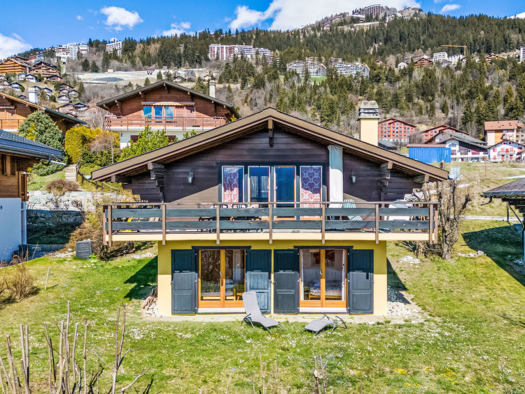 Foto van exterieur van Vakantiehuis Crans-Montana