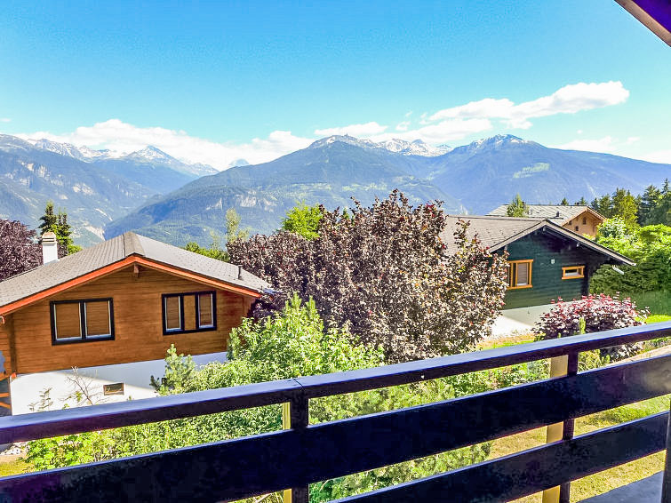 Foto van exterieur van Vakantiehuis Crans-Montana