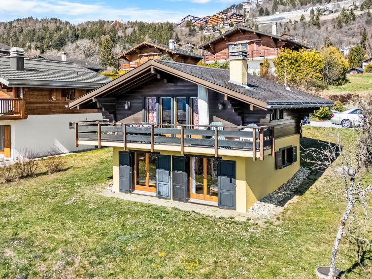 Foto van exterieur van Vakantiehuis Crans-Montana