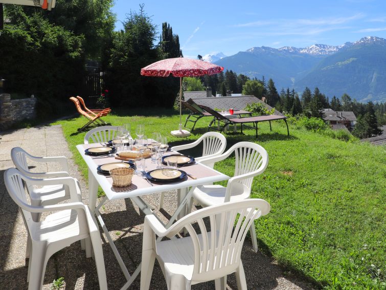 Foto van exterieur van Vakantiehuis Crans-Montana