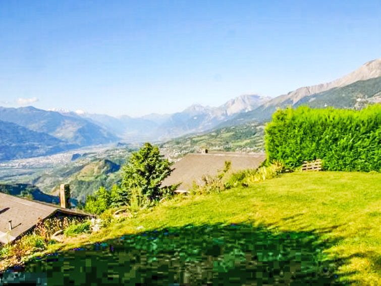 Foto van exterieur van Vakantiehuis Crans-Montana