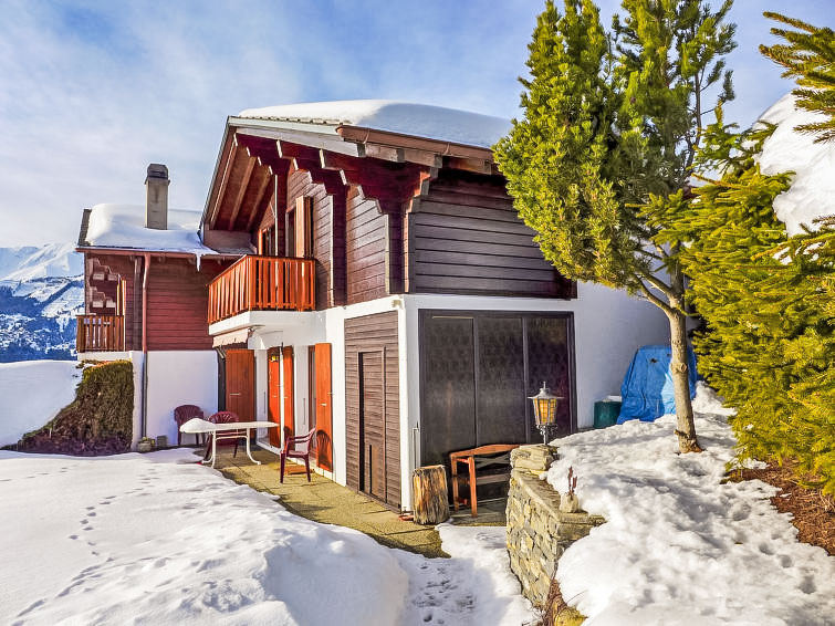 Gezellig Chalet Praline in Crans-Montana: Perfect voor Natuu... | Out! Vakantiehuizen
