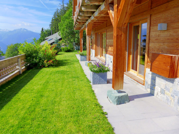 Foto van exterieur van Vakantiehuis Crans-Montana