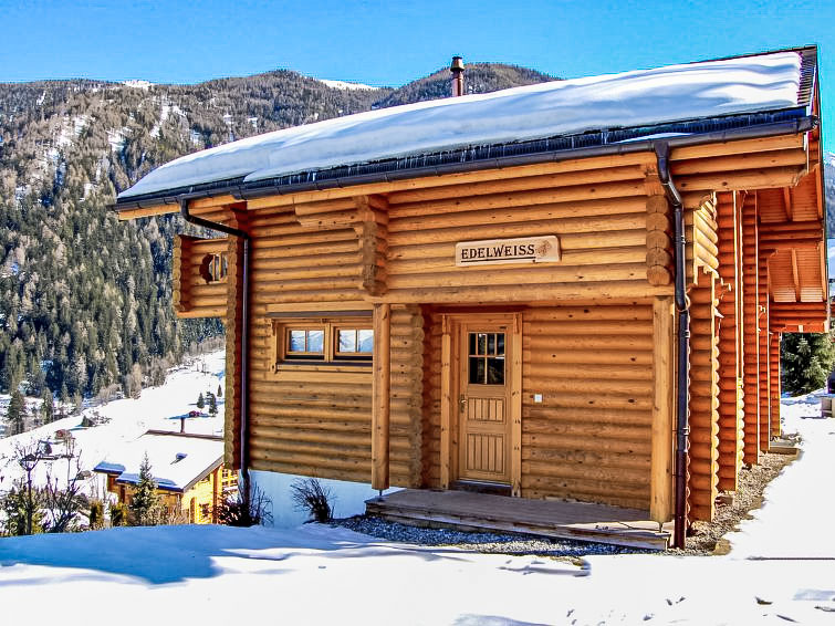 Foto van exterieur van Vakantiehuis Nendazin de winter