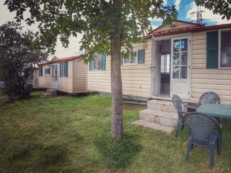 Foto van exterieur van Vakantiehuis Karlin Liben