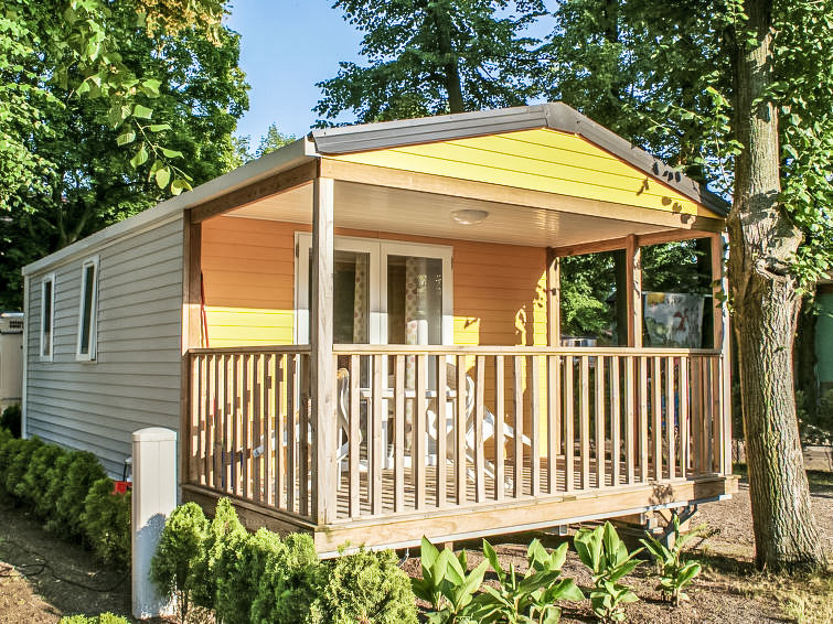 Foto van exterieur van Vakantiehuis Dolni Pocernice