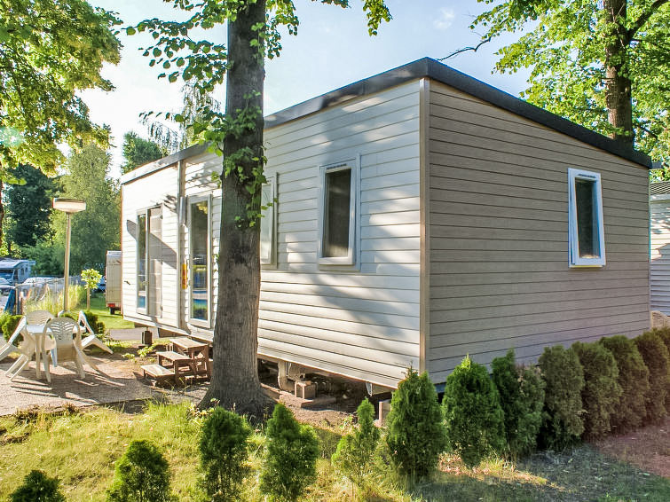 Foto van exterieur van Vakantiehuis Dolni Pocernice