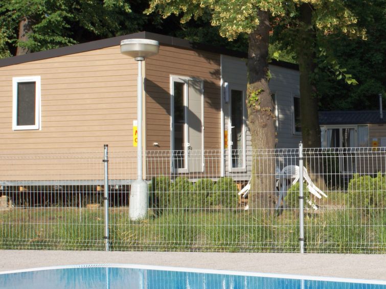 Foto van exterieur van Vakantiehuis Dolni Pocernice