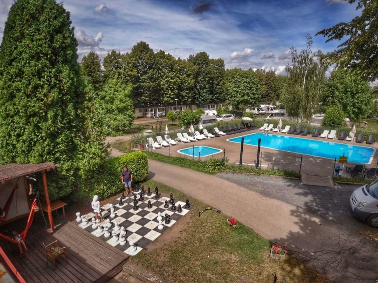 Foto van exterieur van Vakantiehuis Dolni Pocernicein de winter