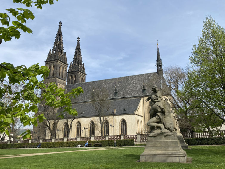 Foto van omgeving van Vakantiehuis Dolni Pocernice