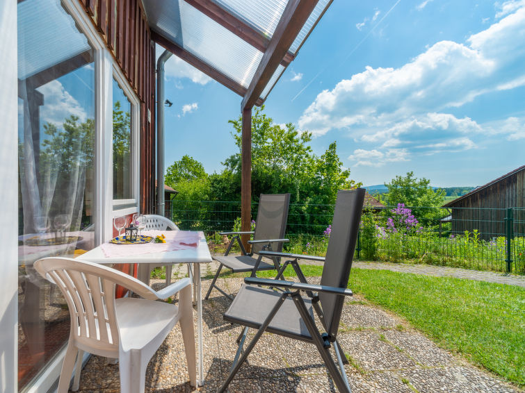Foto van exterieur van Vakantiehuis Zandtin de winter