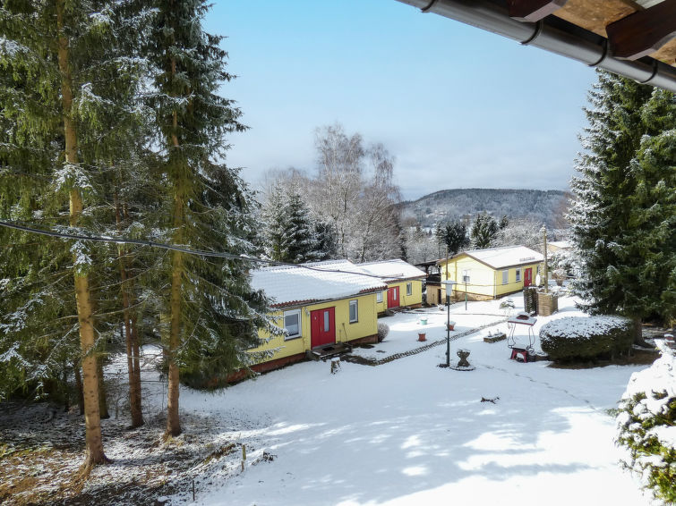 Foto van exterieur van Vakantiehuis Steinbach-Hallenbergin de winter