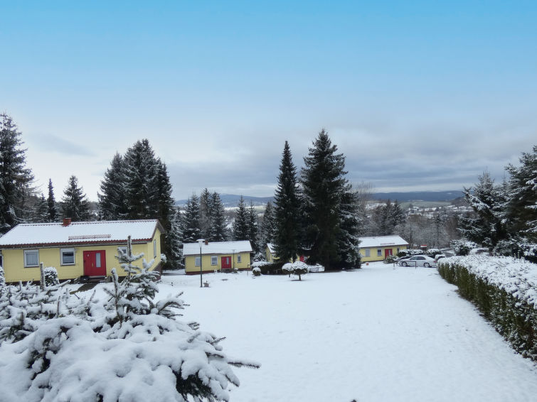 Foto van exterieur van Vakantiehuis Steinbach-Hallenbergin de winter