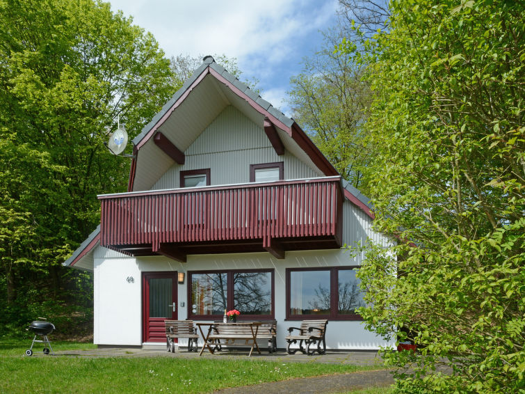 Gezellig Vakantiehuis met Uitzicht op het Meer in Seepark Ki... | Out! Vakantiehuizen