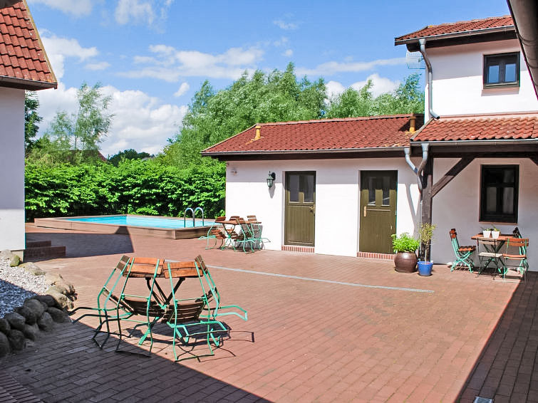 Foto van exterieur van Appartement Dargun